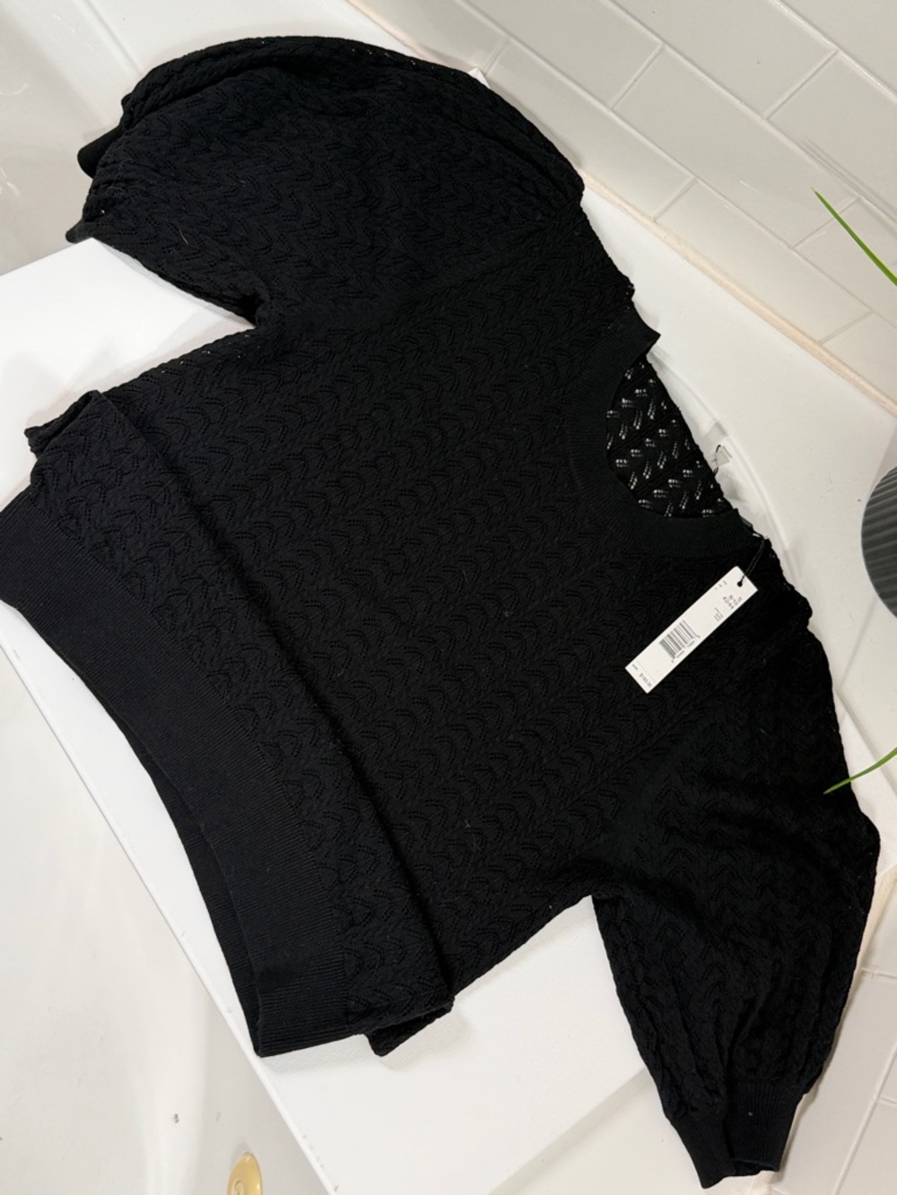Elie Tahari black Sweater. Oversized Small. NEW with Tags